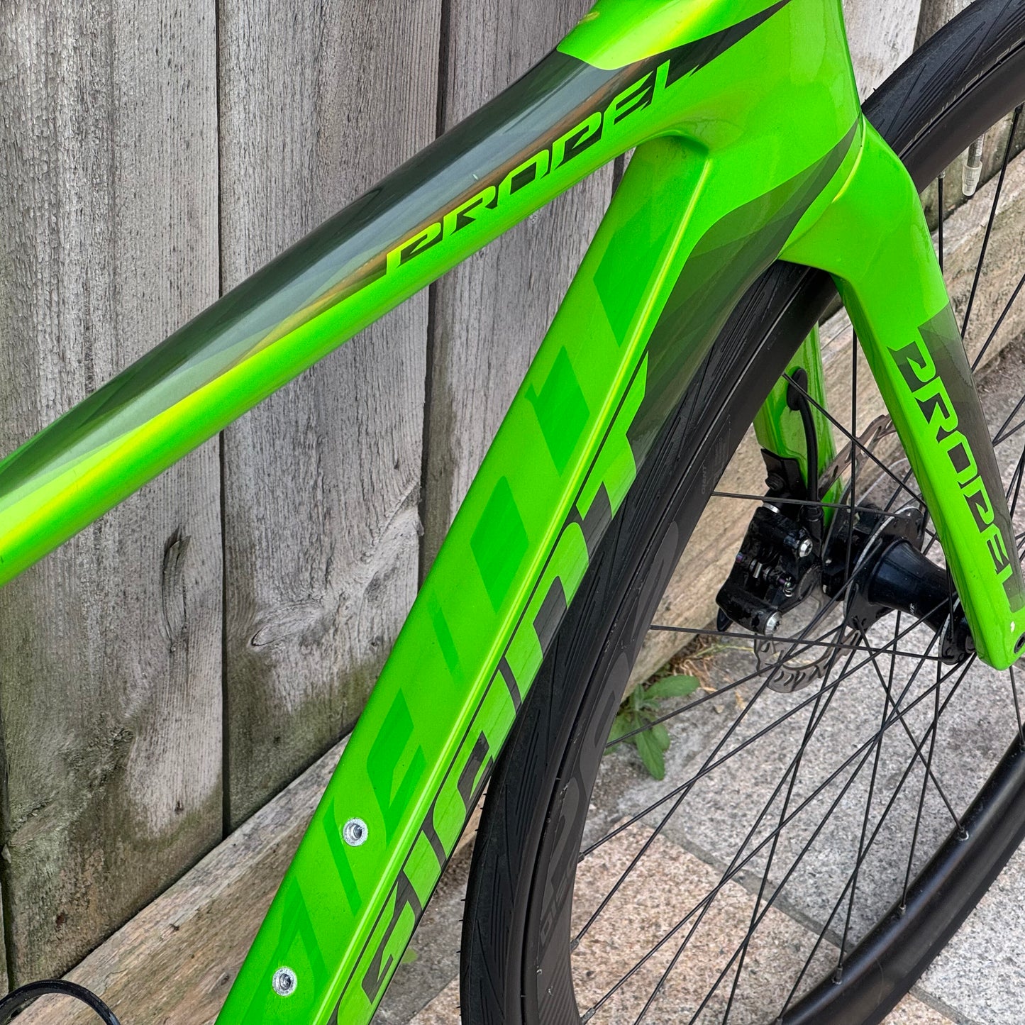 Giant Propel Advanced Full Carbon Road Bike Medium 105