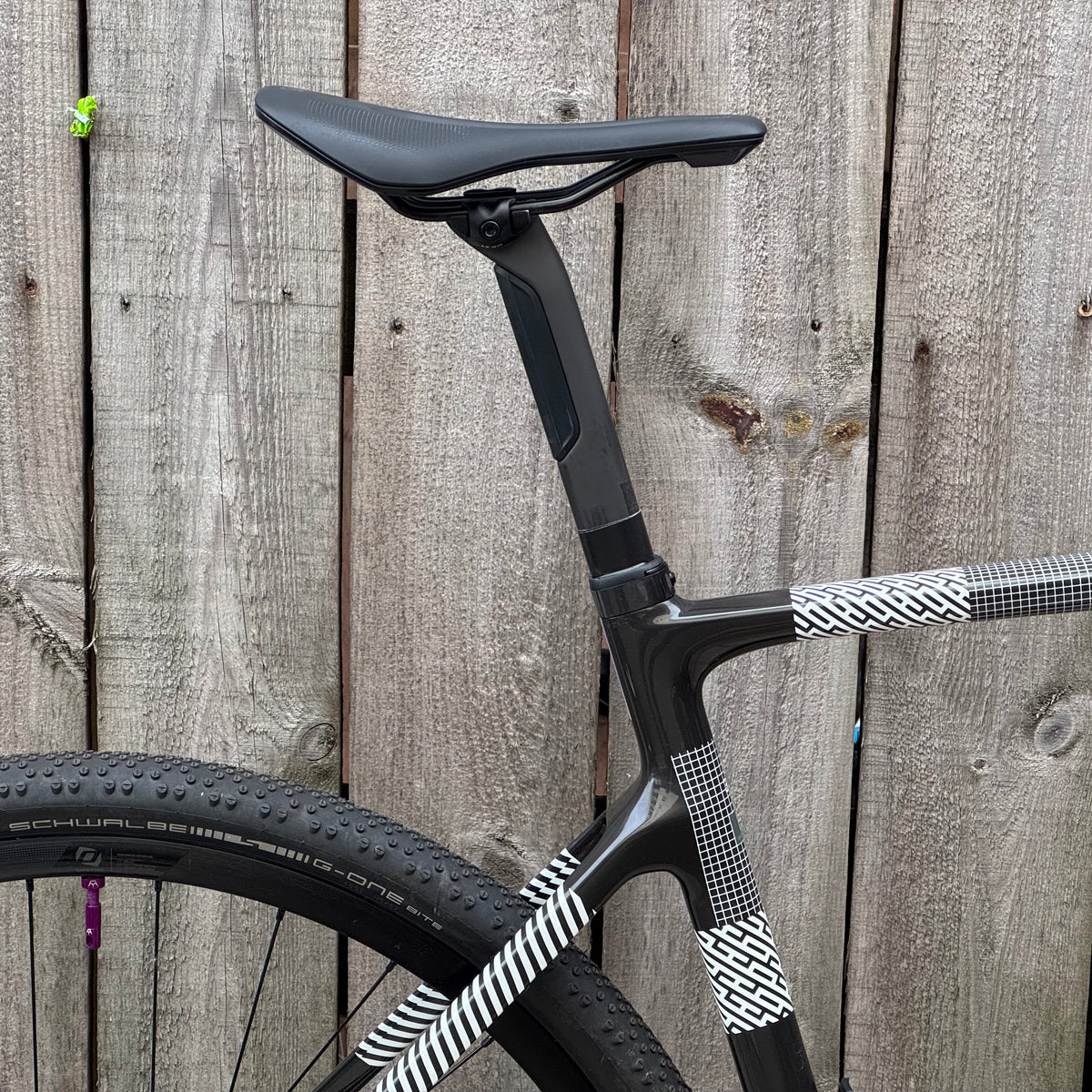 Scott Addict Gravel Disc Full Carbon Gravel Bike Large SRAM Rival AXS