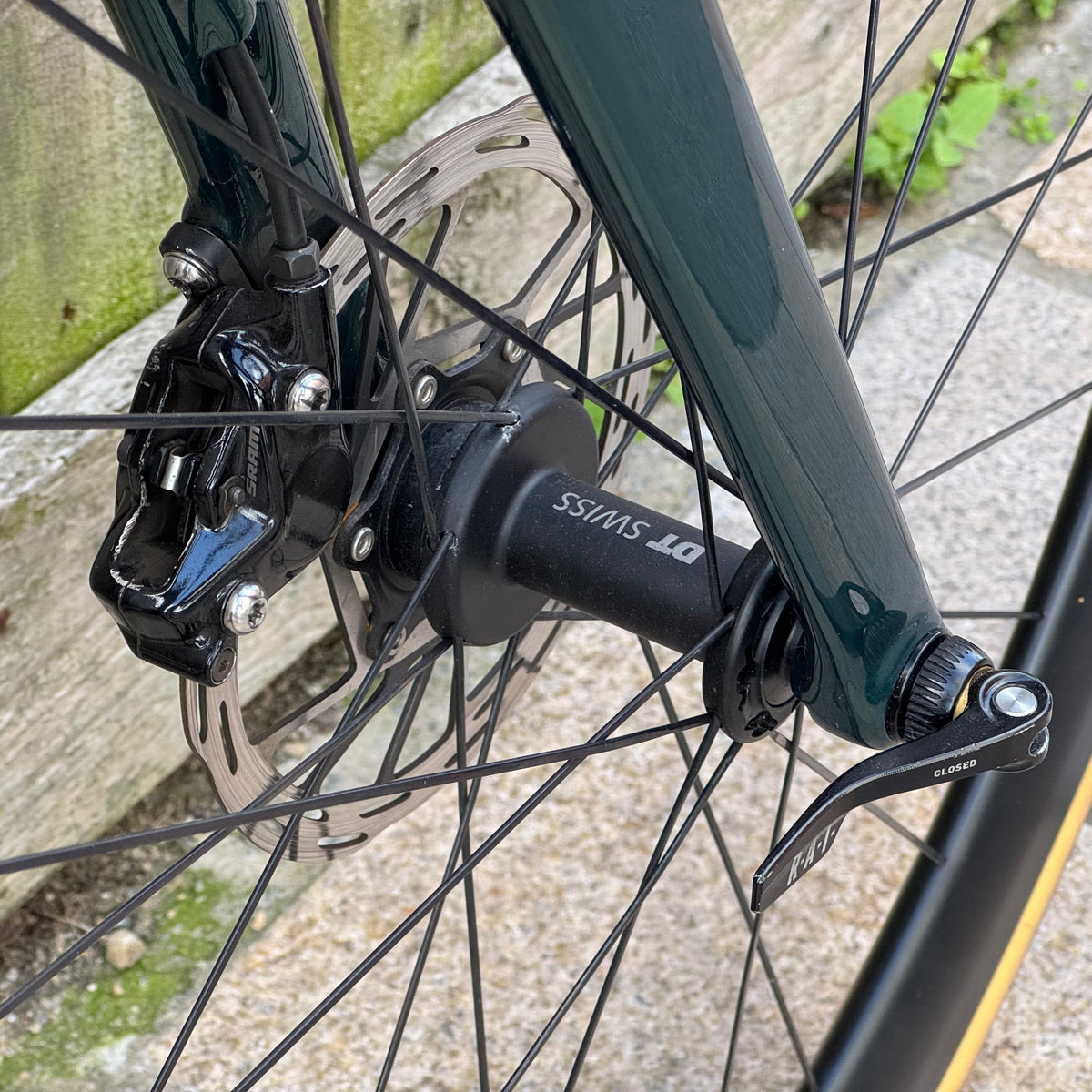 Focus Izalco Max 9.7 Disc Full Carbon Road Bike XL SRAM Force AXS