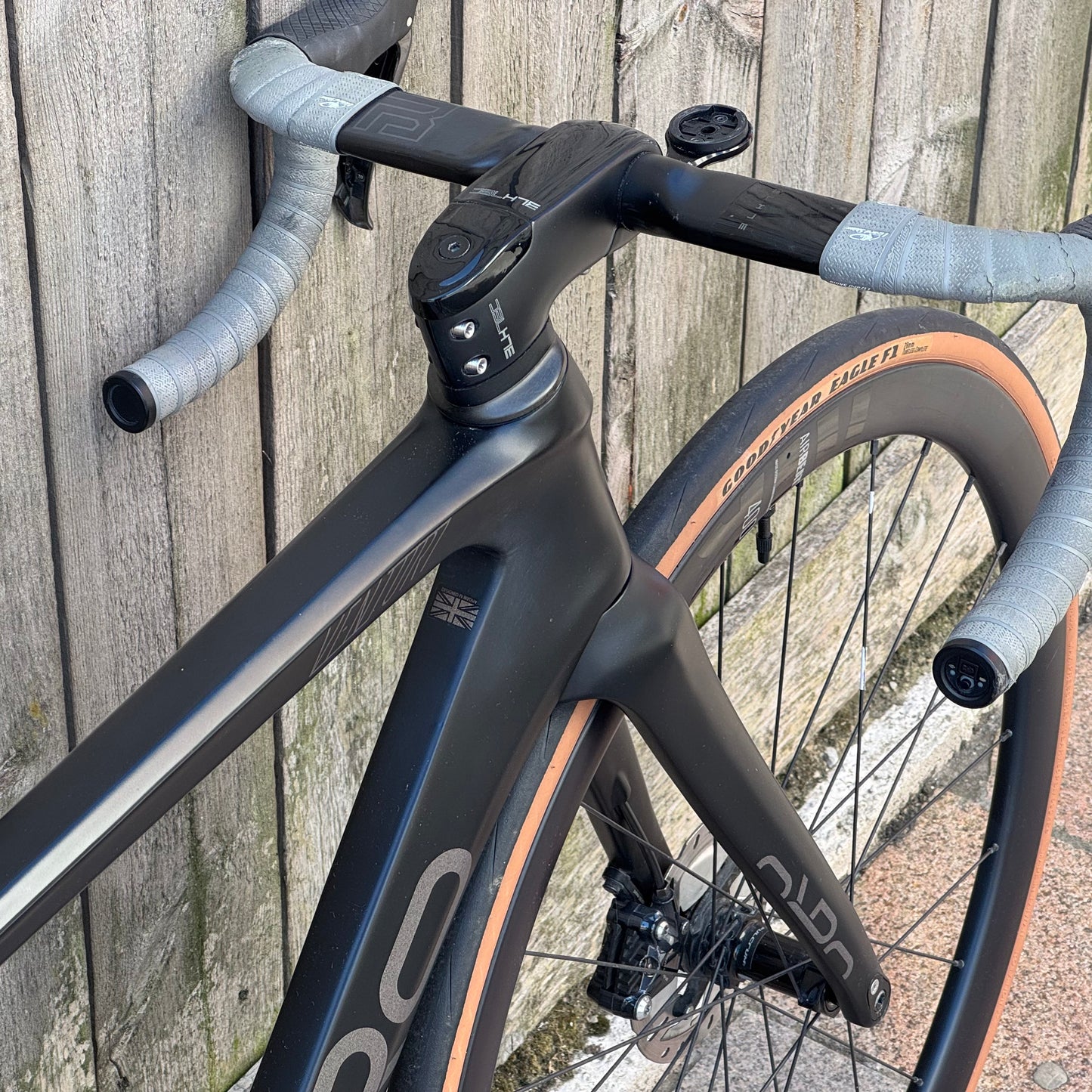 Orro Venturi STC Disc Full Carbon Road Bike Small Ultegra Di2
