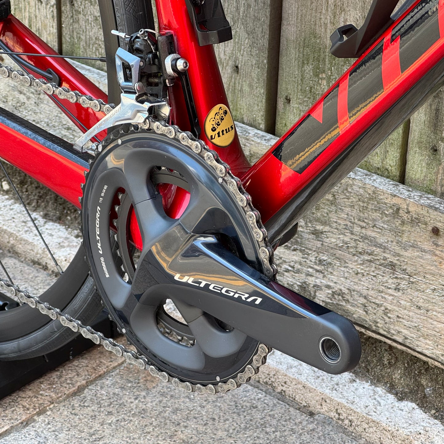 Vitus Vitesse Evo Disc Full Carbon Road Bike 50cm Ultegra