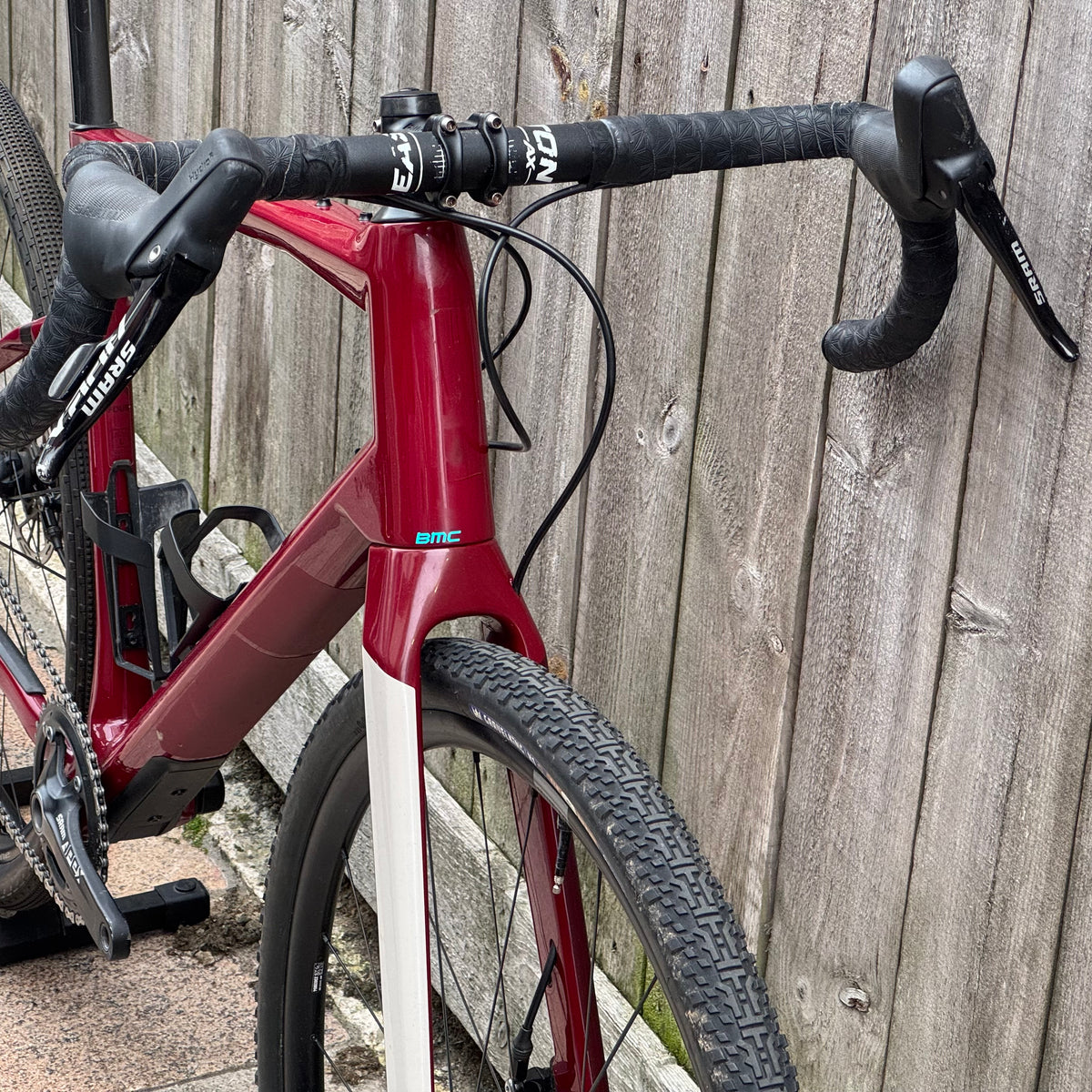 BMC URS (Unrestricted) Disc Full Carbon Gravel Bike Large SRAM Apex