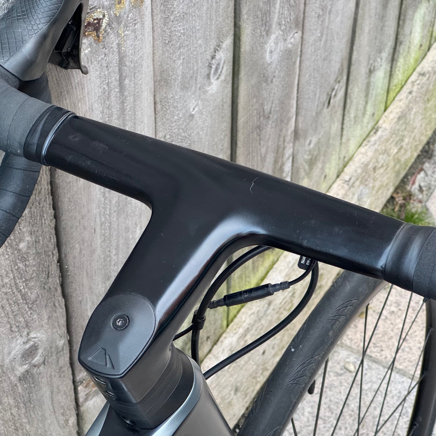 Canyon Ultimate CF SL Disc Full Carbon Road Bike Large Ultegra Di2