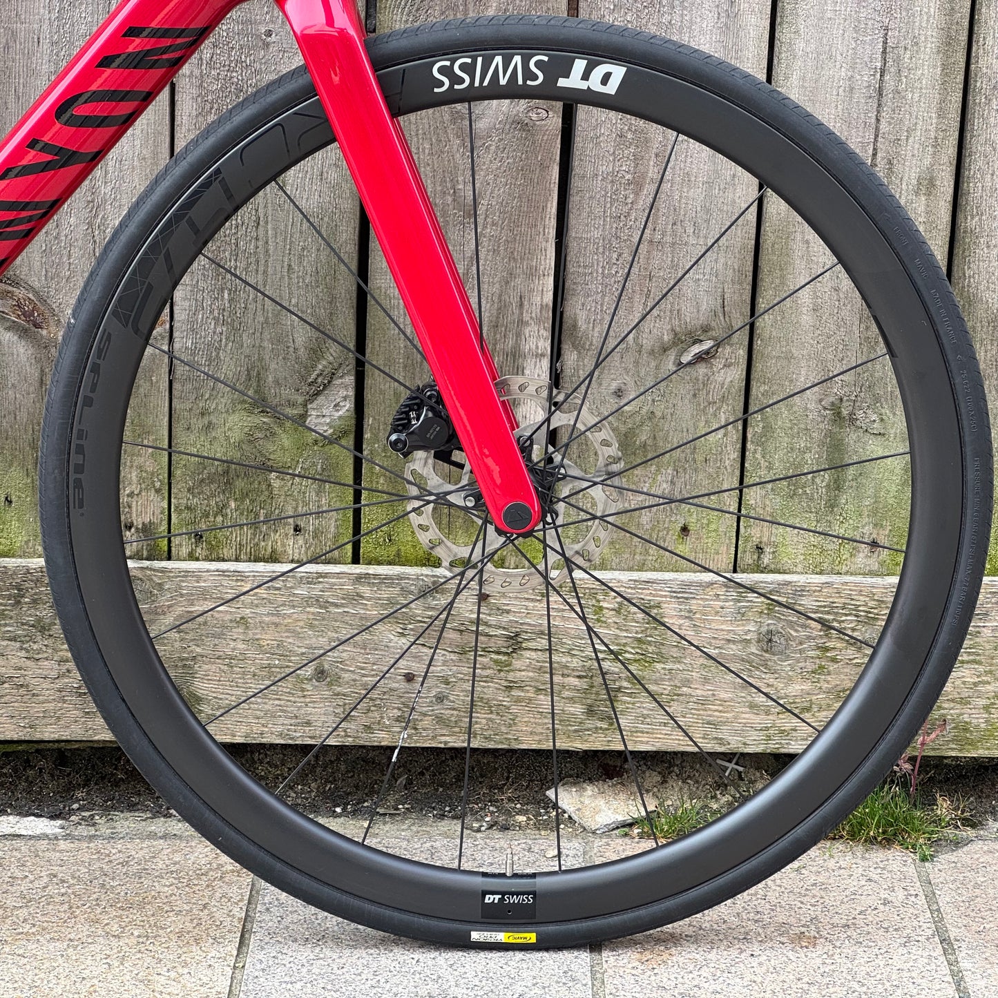 Canyon Ultimate CF 7 Disc Full Carbon Road Bike Medium 105 Di2 DT Swiss