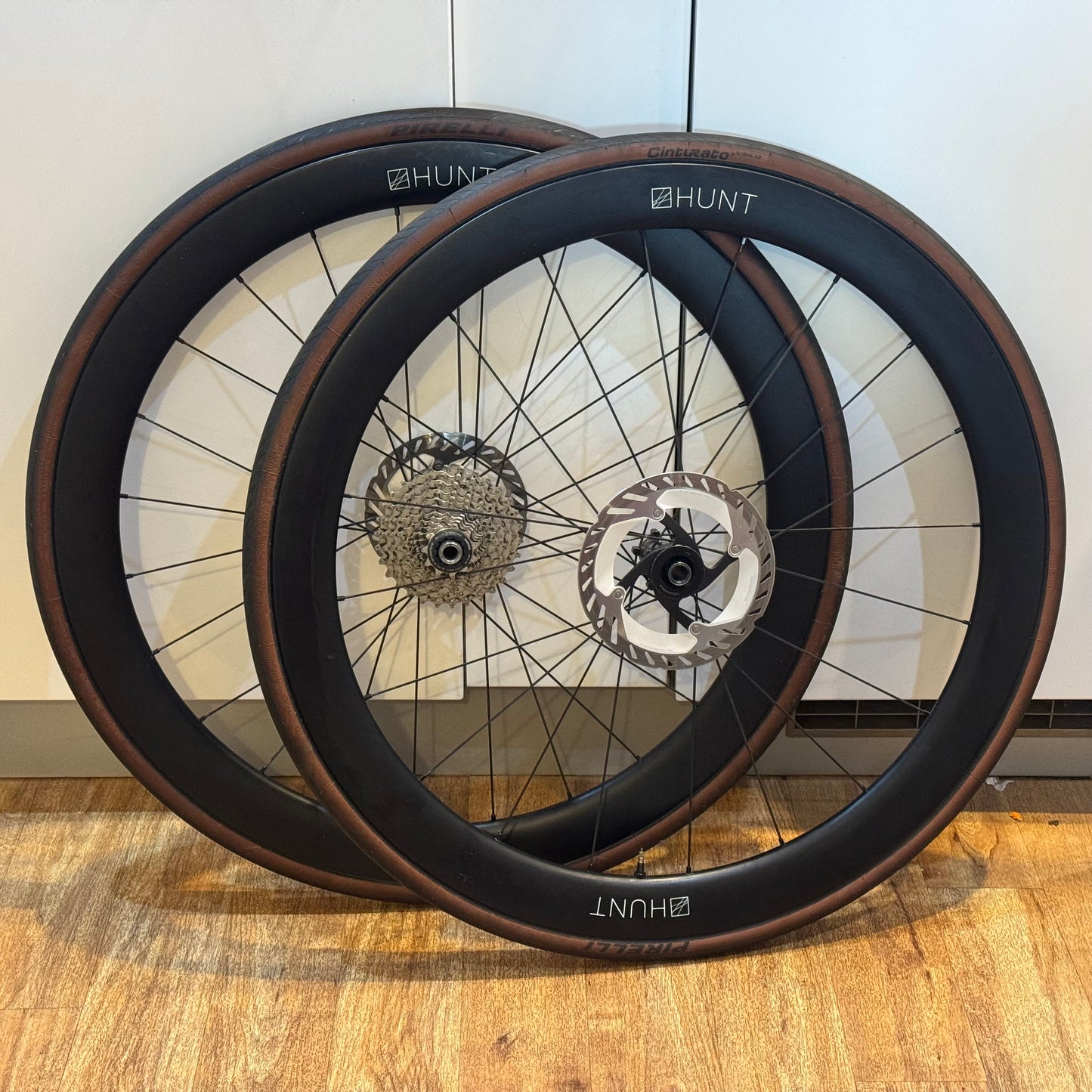 Hunt Tubeless Disc Carbon Wheelset 700c