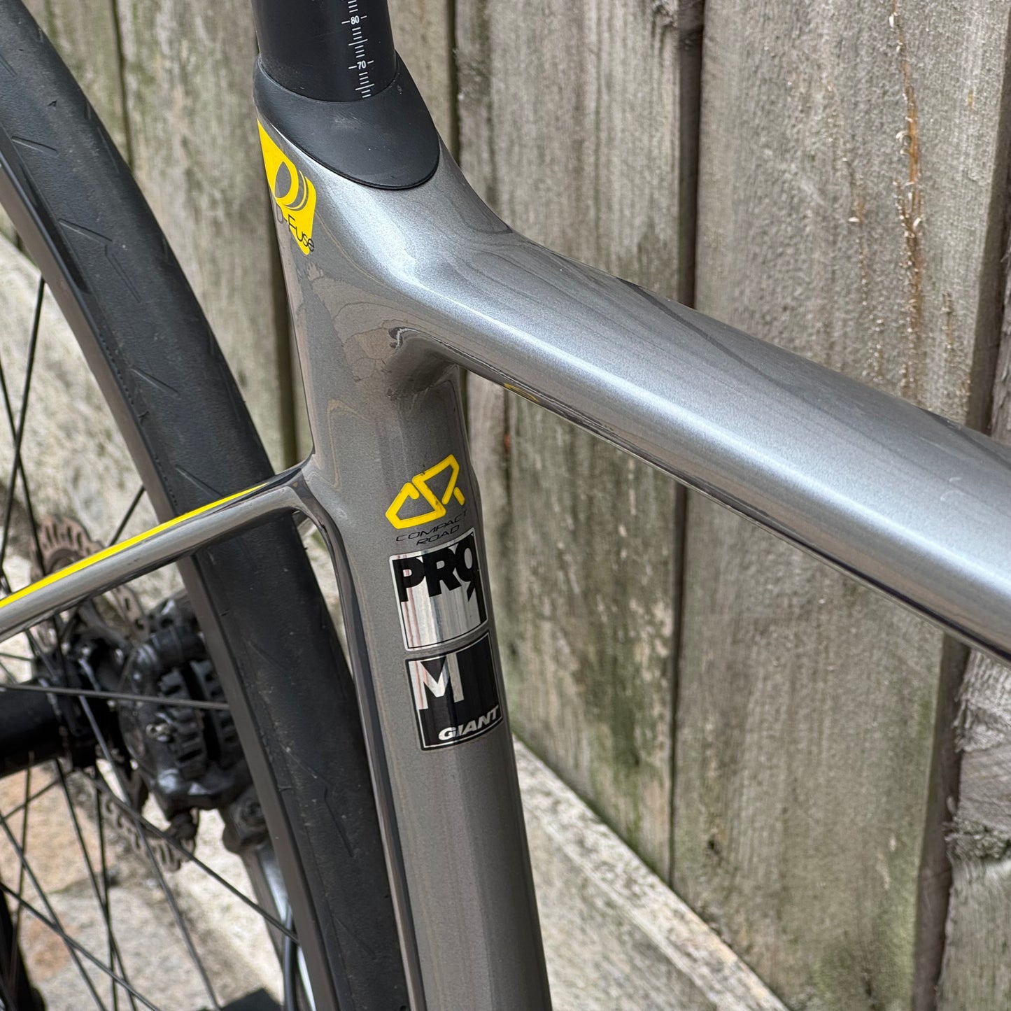 Giant Defy Advanced Pro 1 Disc Full Carbon Road Bike Medium Ultegra Di2