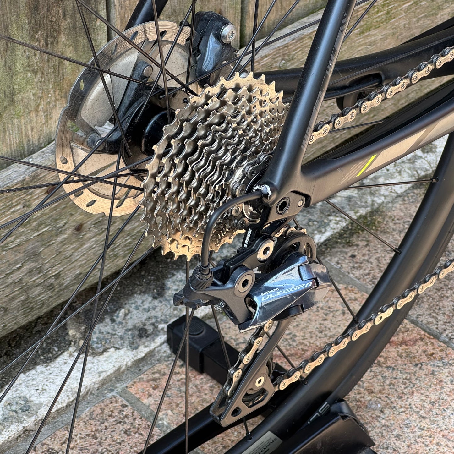 Scott Solace 20 Disc Full Carbon Road Bike Medium Ultegra R8000