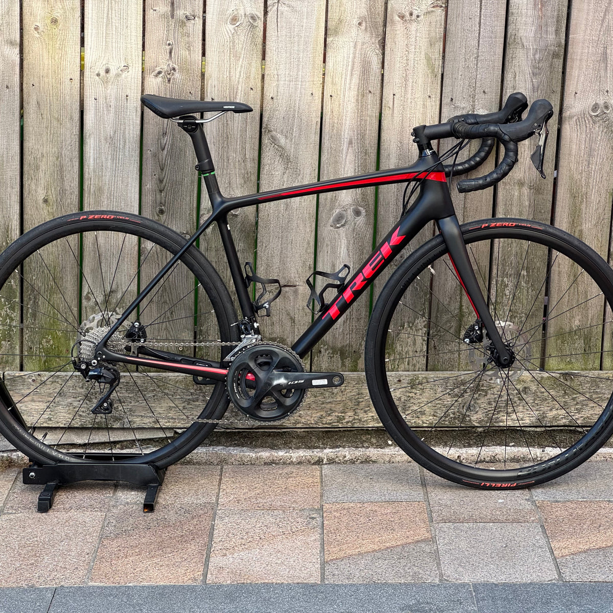 Trek Emonda SL5 Disc Full Carbon Road Bike 54cm 105