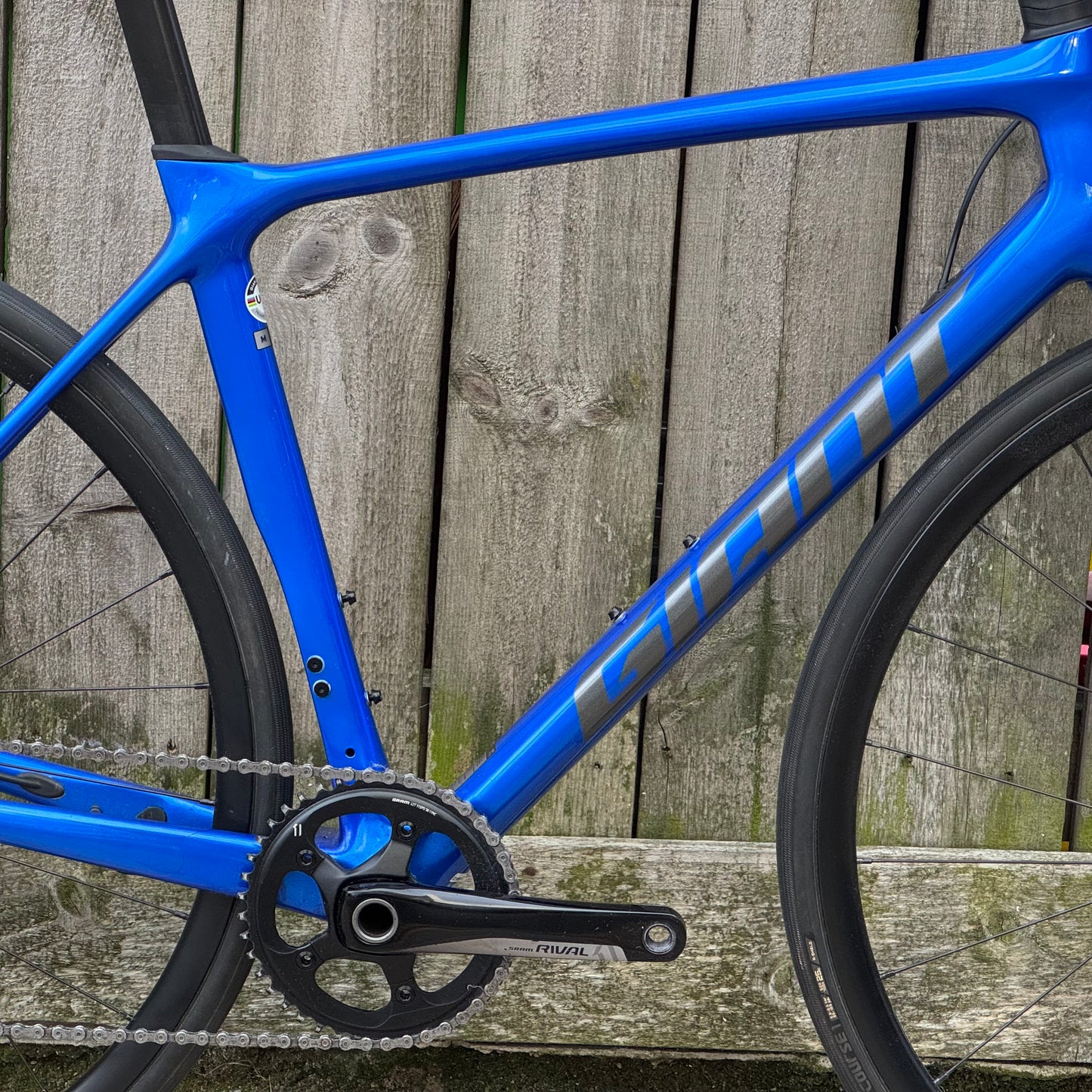 Giant TCR Advanced Disc Full Carbon Road Bike Medium SRAM Rival