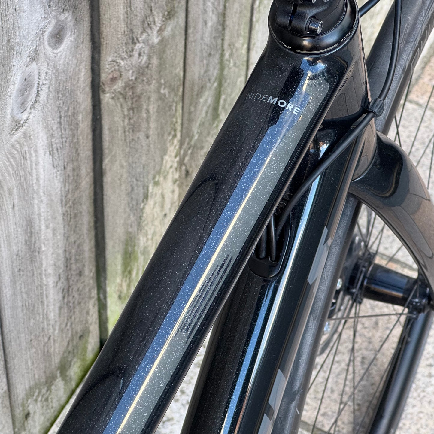 Vitus Zenium Disc Full Carbon Road Bike Medium 105 Hunt