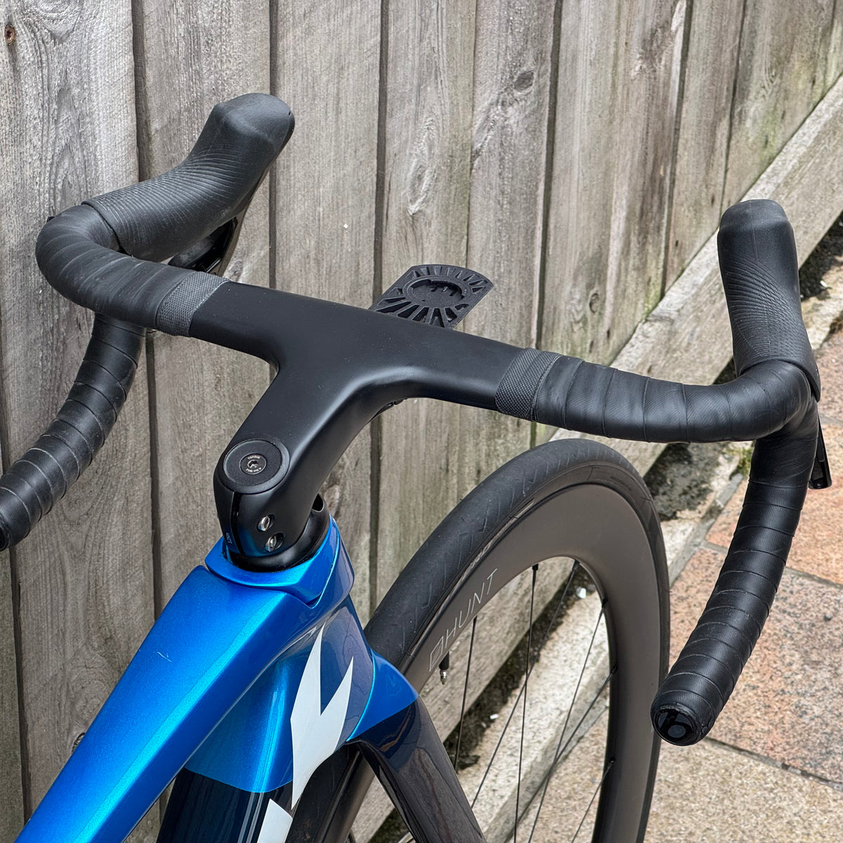 Trek Emonda Disc Full Carbon Road Bike 52cm SRAM Force AXS
