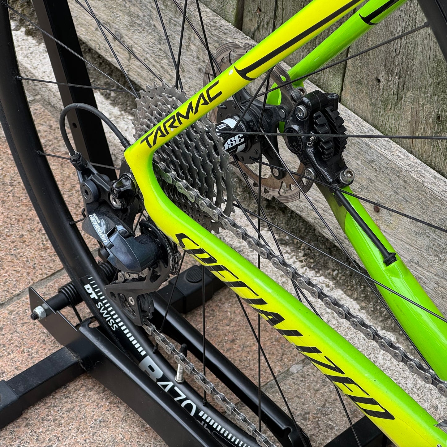 Specialized Tarmac Expert Disc Full Carbon Road Bike 56cm Ultegra