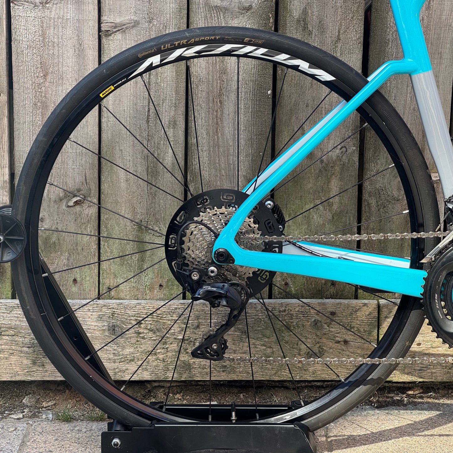Ribble Endurance SL Disc Full Carbon Road Bike Medium 105