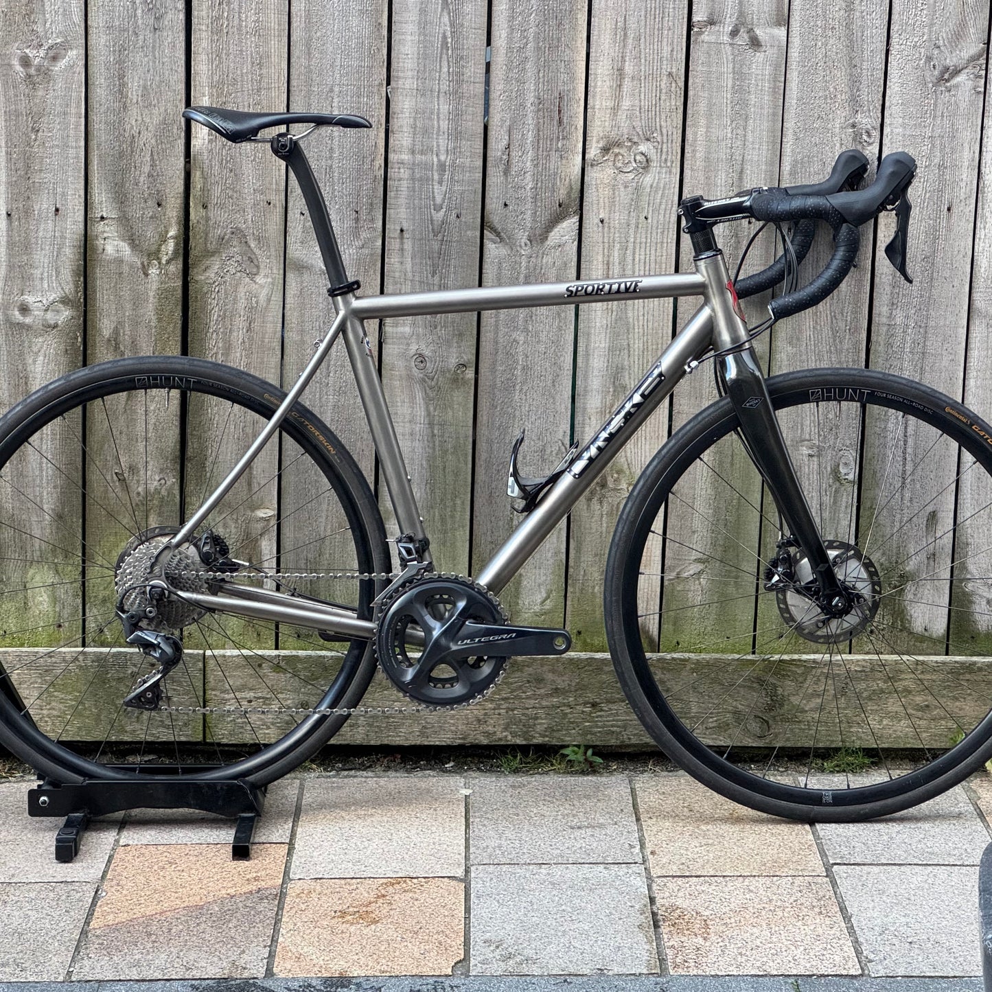 Lynskey Sportive Titanium Disc Road Bike 56cm Ultegra Hunt