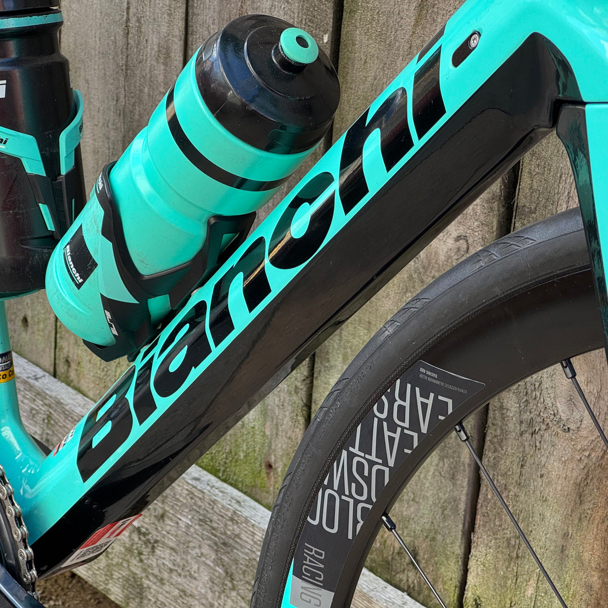 Bianchi Infinito CV Disc Full Carbon Road Bike 55cm Ultegra Di2
