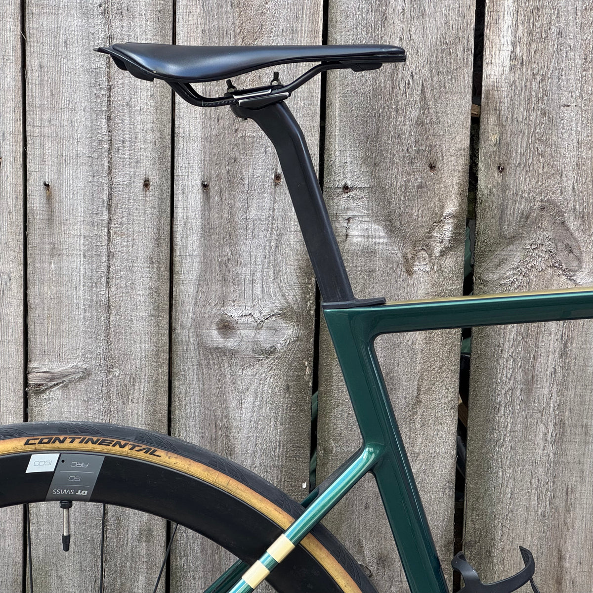 Focus Izalco Max 9.7 Disc Full Carbon Road Bike XL SRAM Force AXS