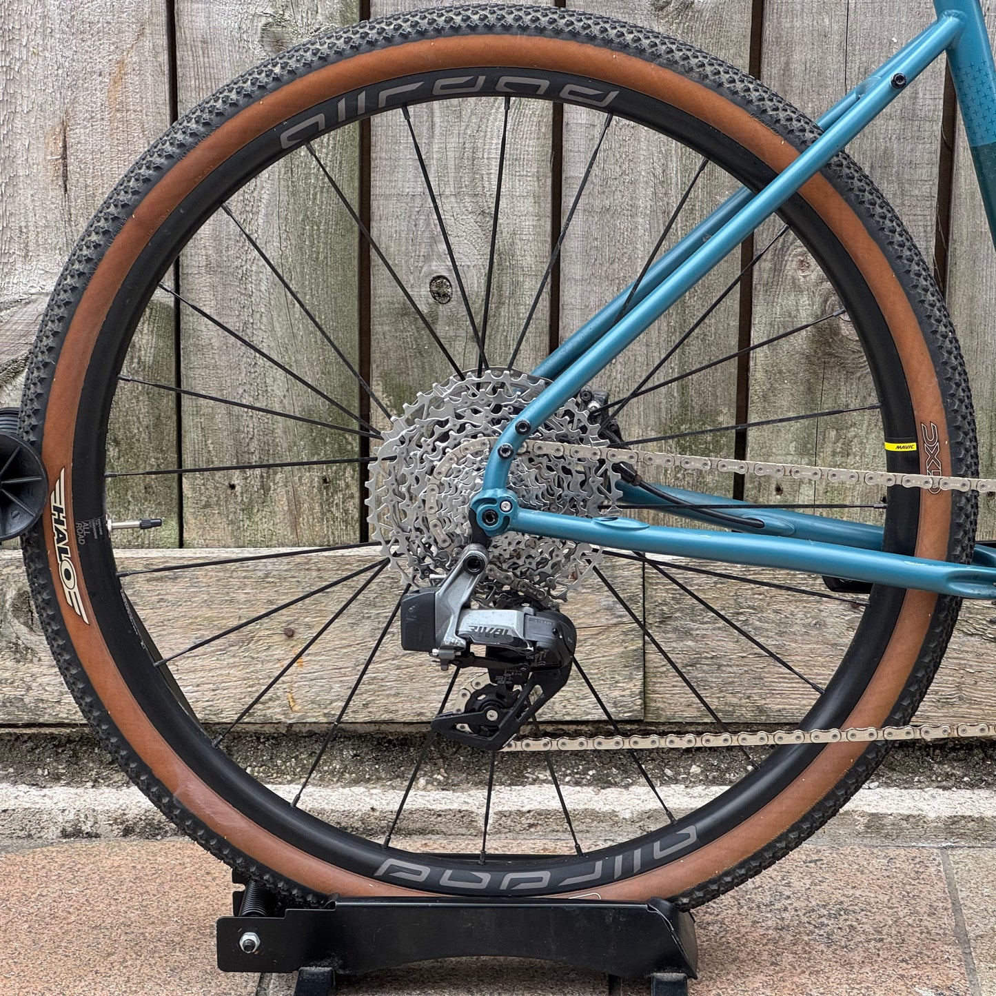 Ribble CGR 725 Steel Disc Gravel Bike Medium SRAM Rival AXS