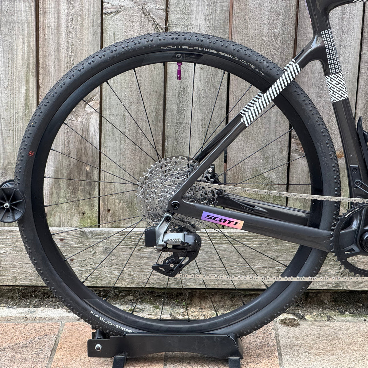 Scott Addict Gravel Disc Full Carbon Gravel Bike Large SRAM Rival AXS