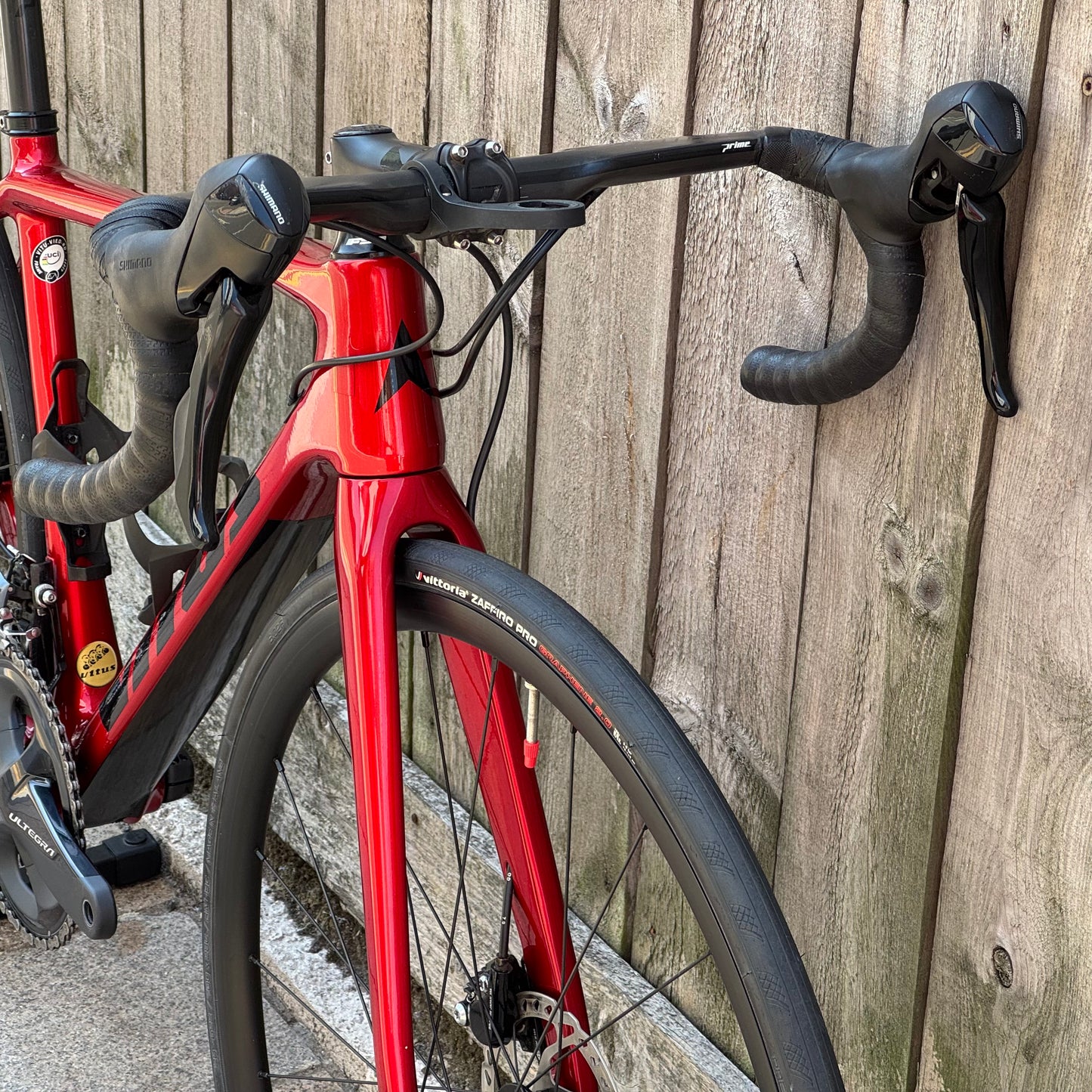 Vitus Vitesse Evo Disc Full Carbon Road Bike 50cm Ultegra