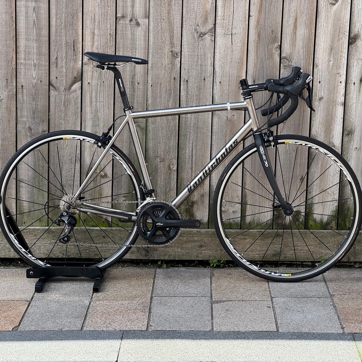 Van Nicholas Ventus Titanium Road Bike Large 105