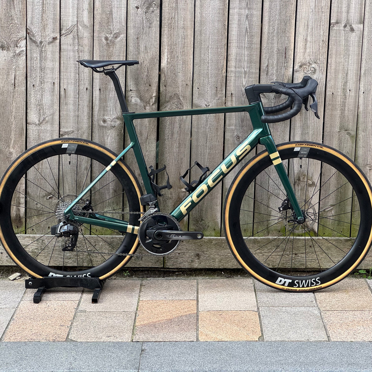 Focus Izalco Max 9.7 Disc Full Carbon Road Bike XL SRAM Force AXS