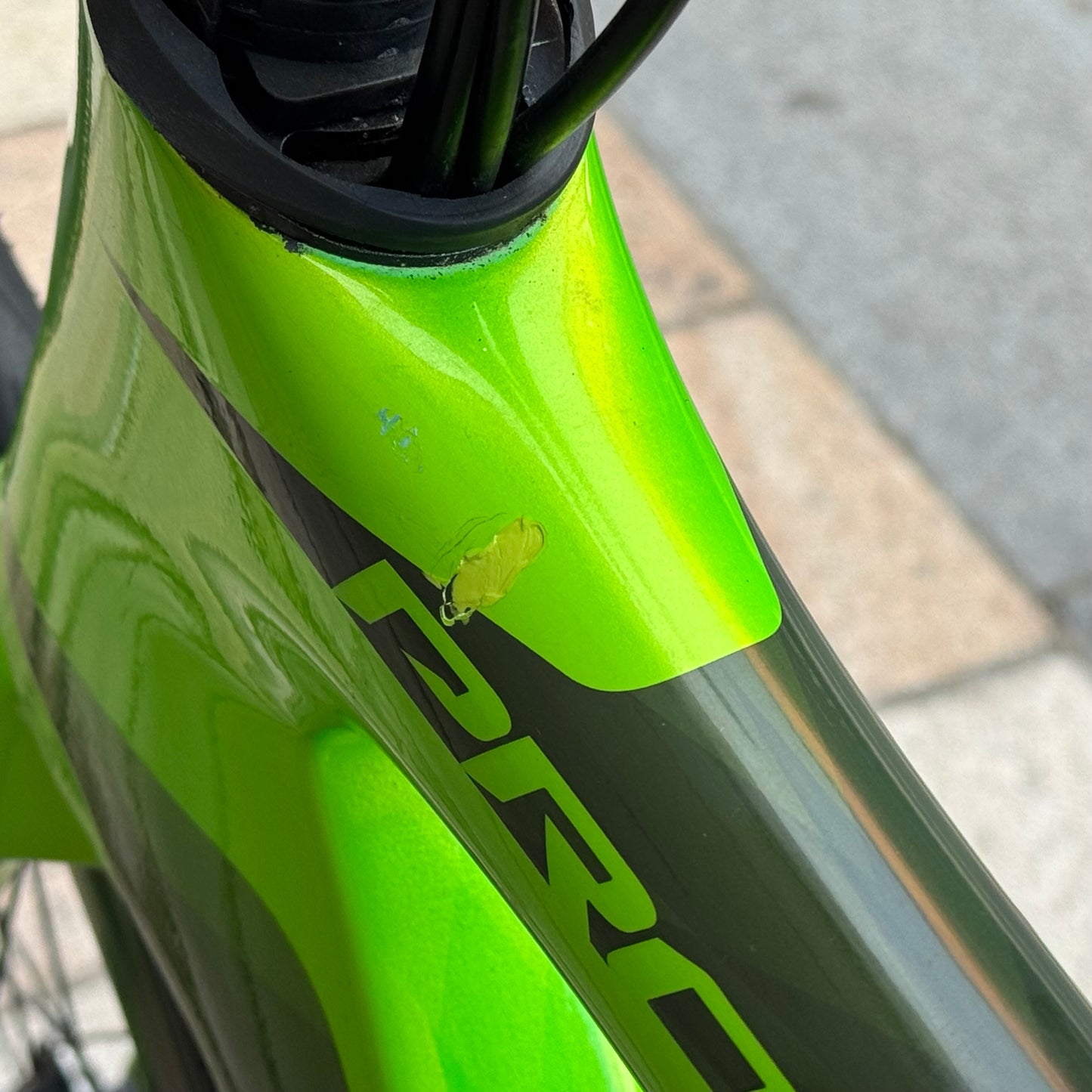 Giant Propel Advanced Full Carbon Road Bike Medium 105