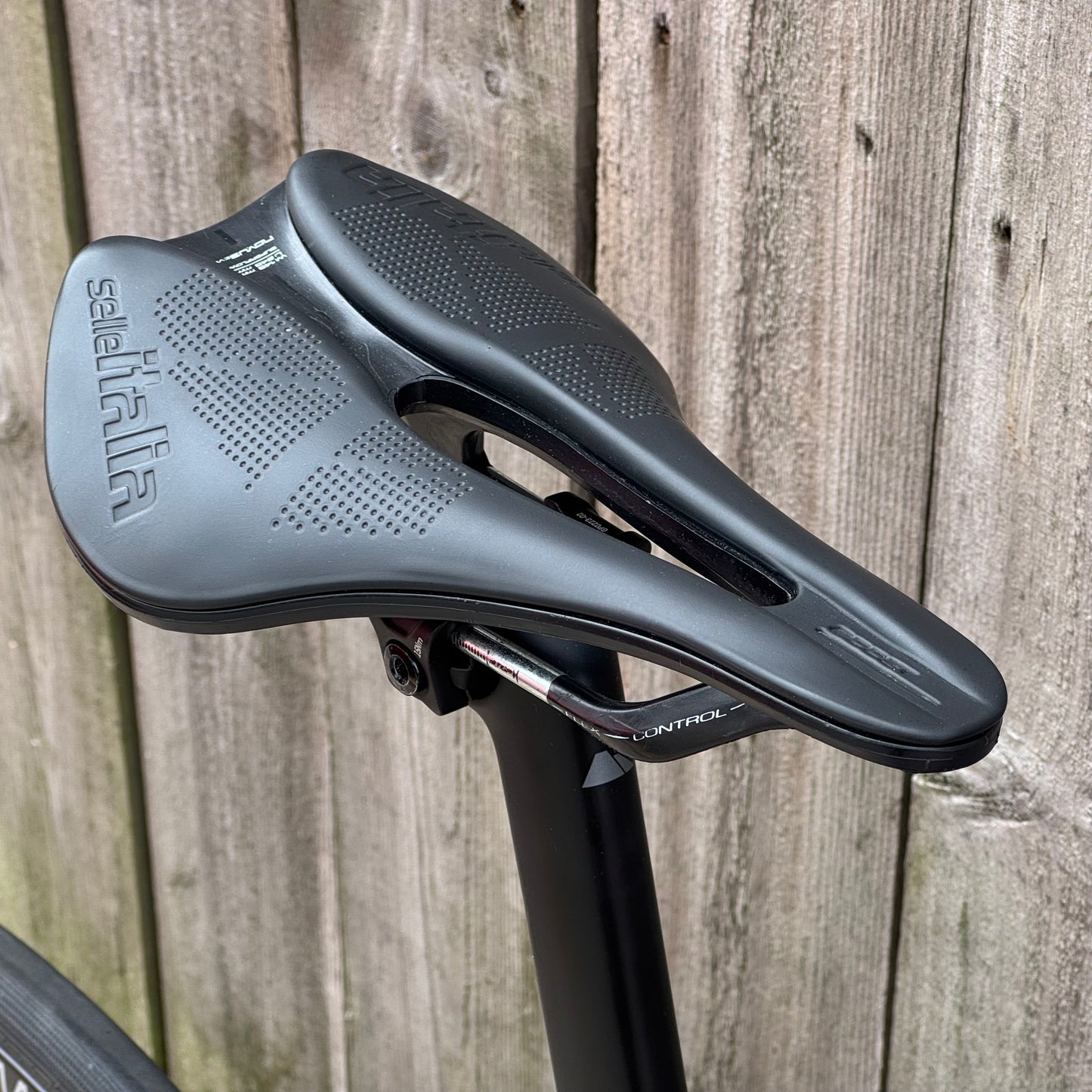 Canyon Ultimate CF 7 Disc Full Carbon Road Bike Medium 105 Di2 DT Swiss