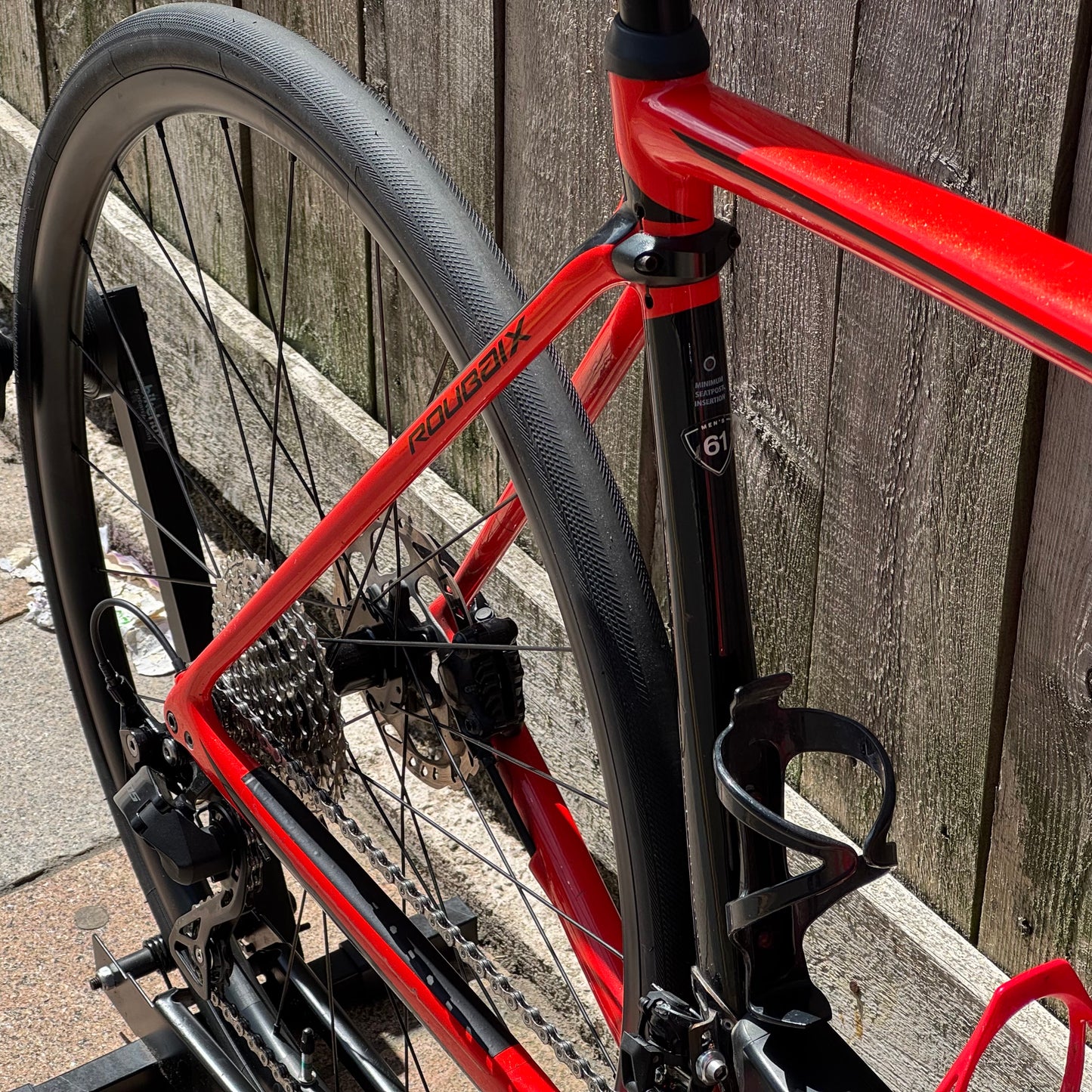 Specialized Roubaix Disc Full Carbon Road Bike 61cm 105 12s