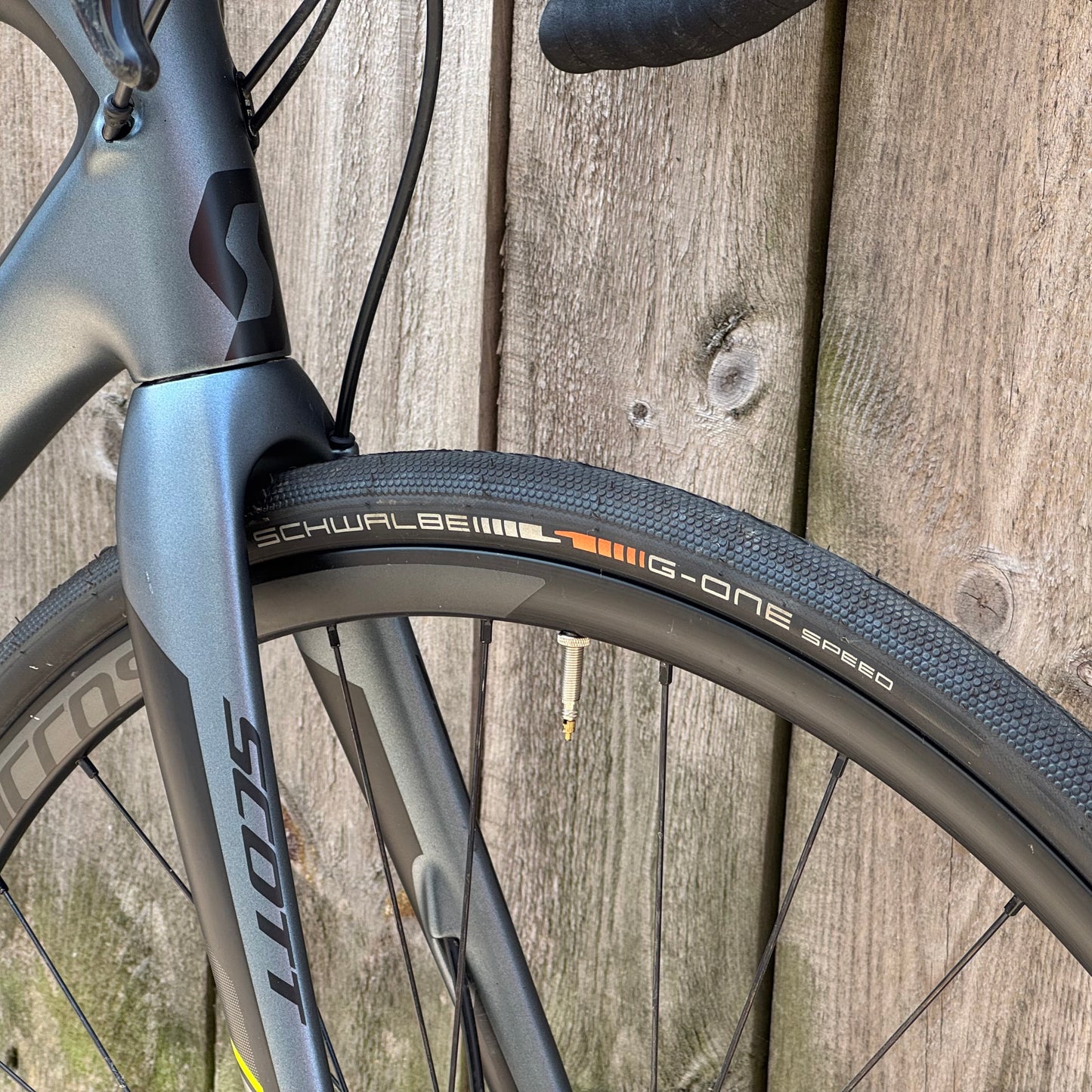 Scott Solace 20 Disc Full Carbon Road Bike Medium Ultegra R8000