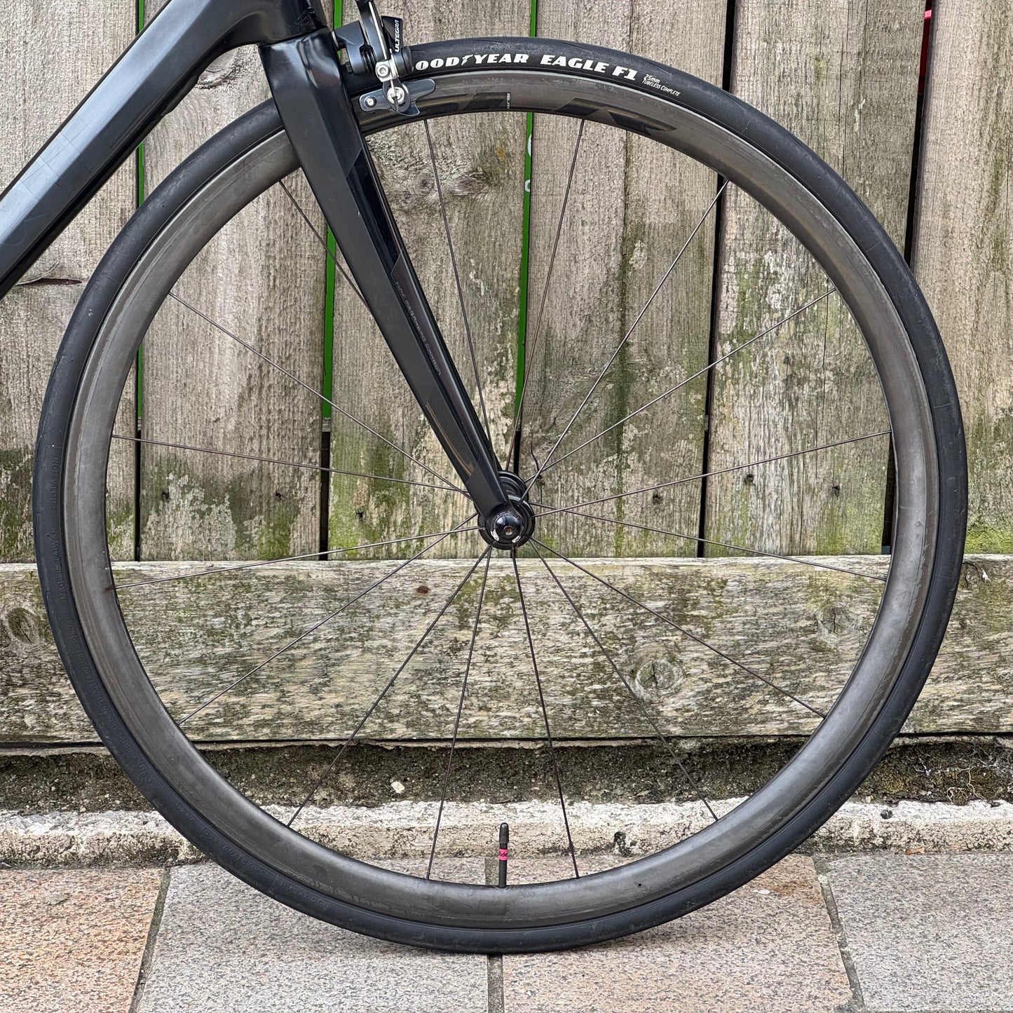Cinelli Saetta Radical Plus Full Carbon Road Bike 56cm Ultegra Di2