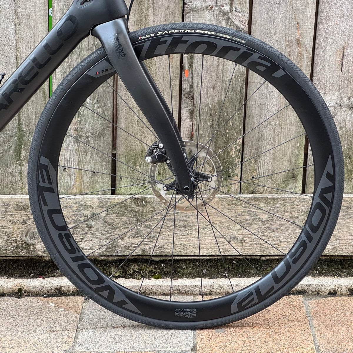 Pinarello Gan Disc Full Carbon Road Bike 54cm 105
