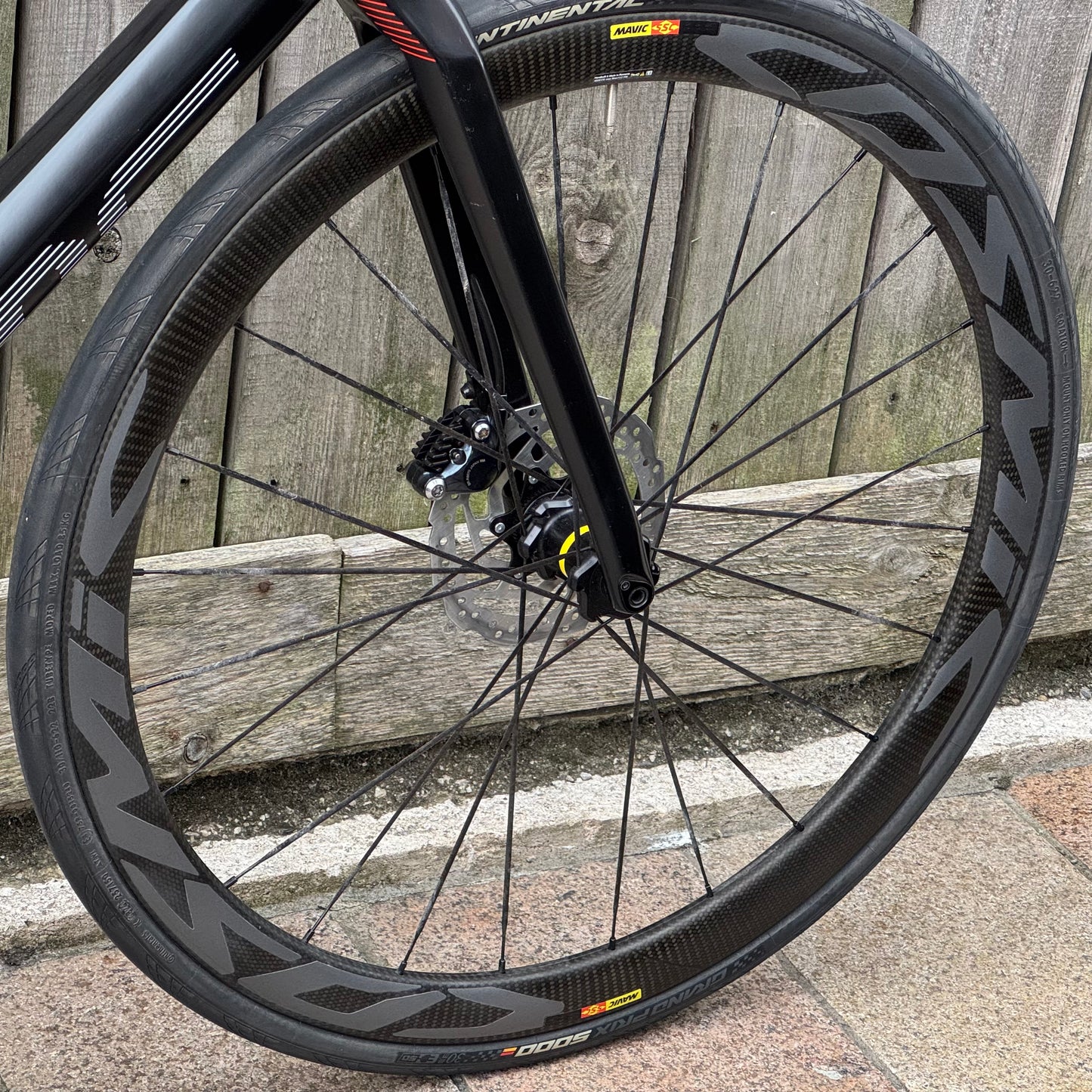 BMC RoadMachine Two Disc Full Carbon Road Bike 56cm Ultegra Di2
