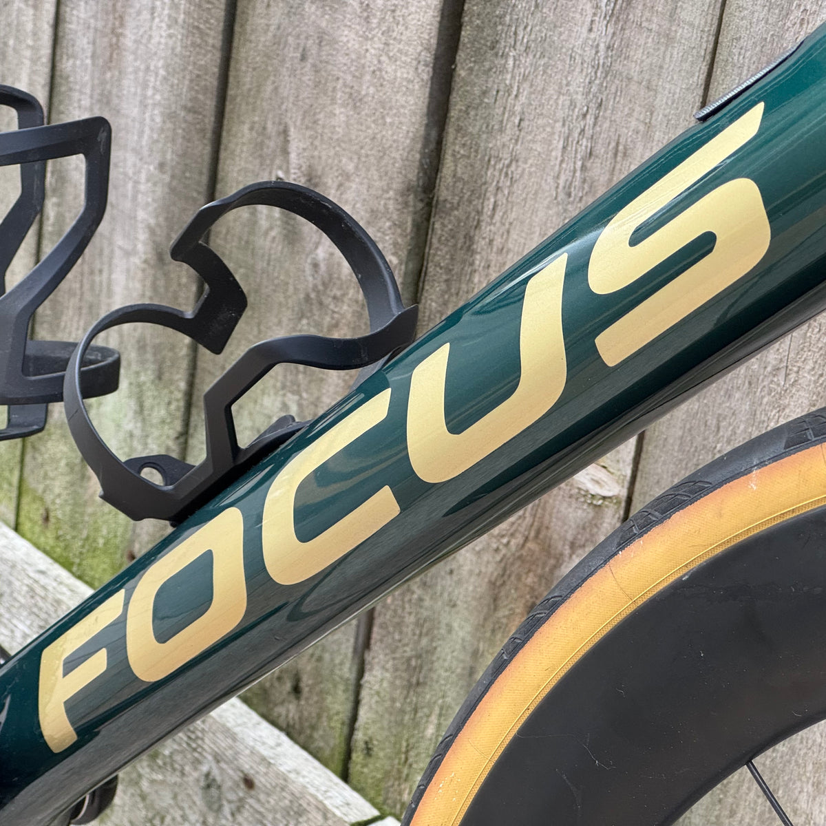 Focus Izalco Max 9.7 Disc Full Carbon Road Bike XL SRAM Force AXS