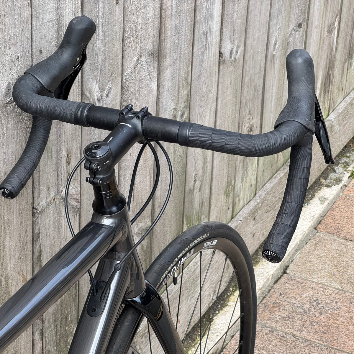 Cannondale Caad 13 Disc Road Bike 56cm 105