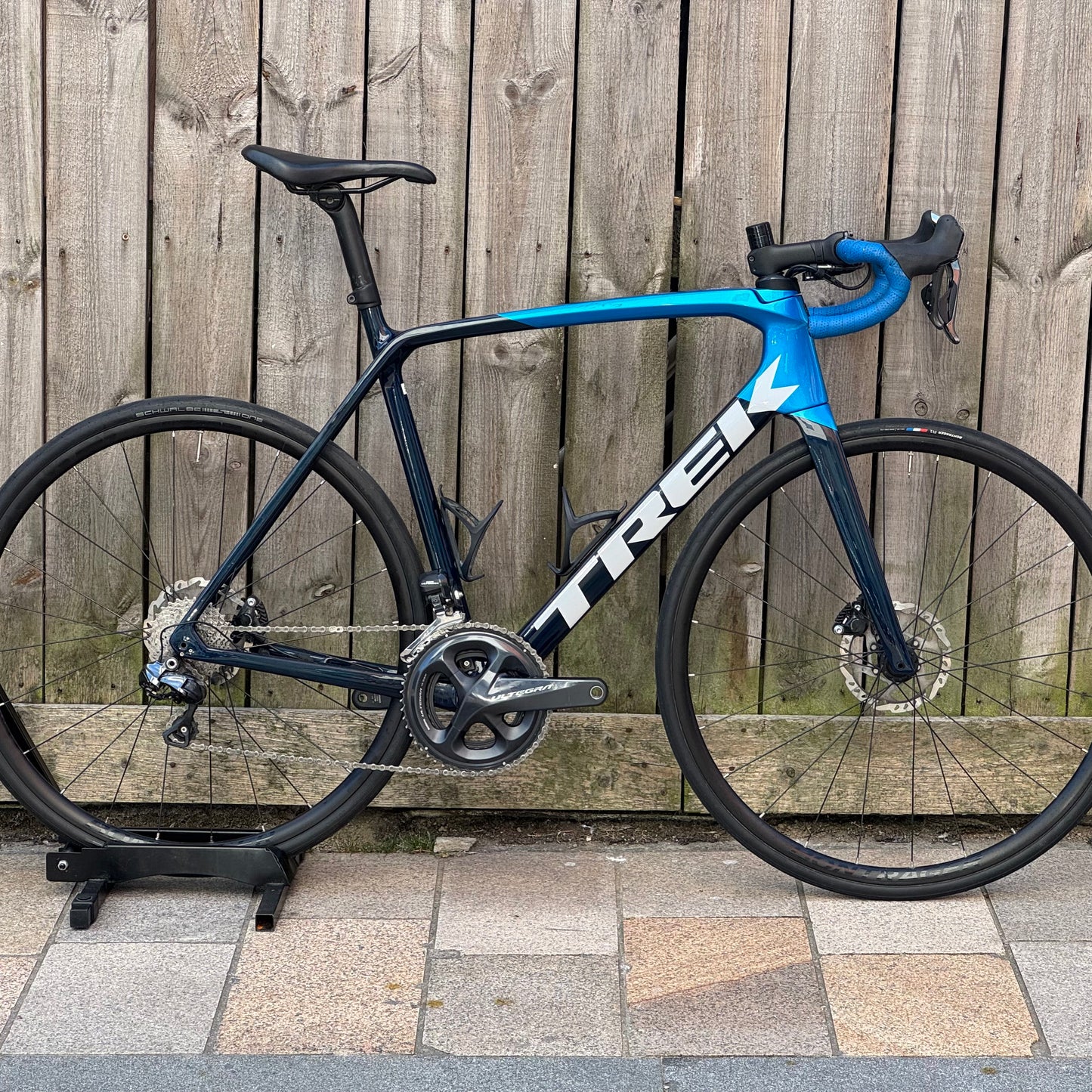 Trek Emonda SL5 Disc Full Carbon Road Bike 58cm Ultegra Di2