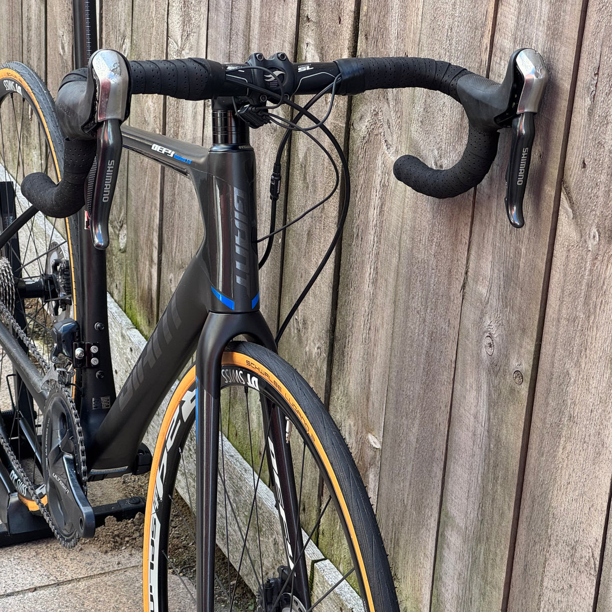 Giant Defy Advanced Pro 0 Disc Full Carbon Road Bike Medium Ultegra Di2