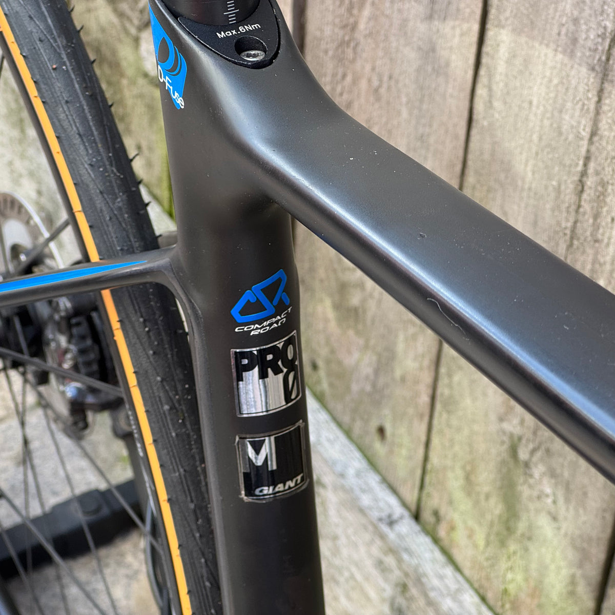 Giant Defy Advanced Pro 0 Disc Full Carbon Road Bike Medium Ultegra Di2