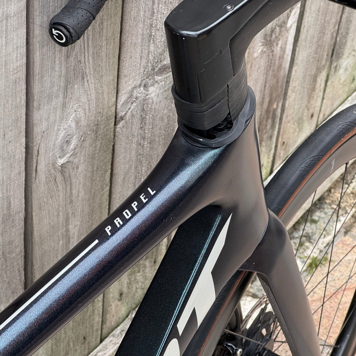 Giant Propel Advanced Disc Full Carbon Road Bike M/L SRAM Rival