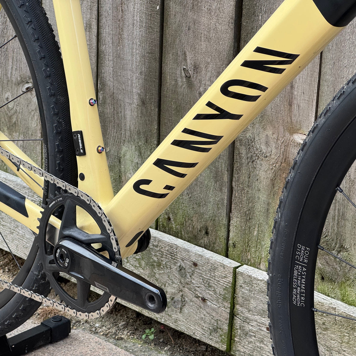 Canyon Grail CF SL 7 Disc Full Carbon Gravel Bike XL SRAM Rival AXS