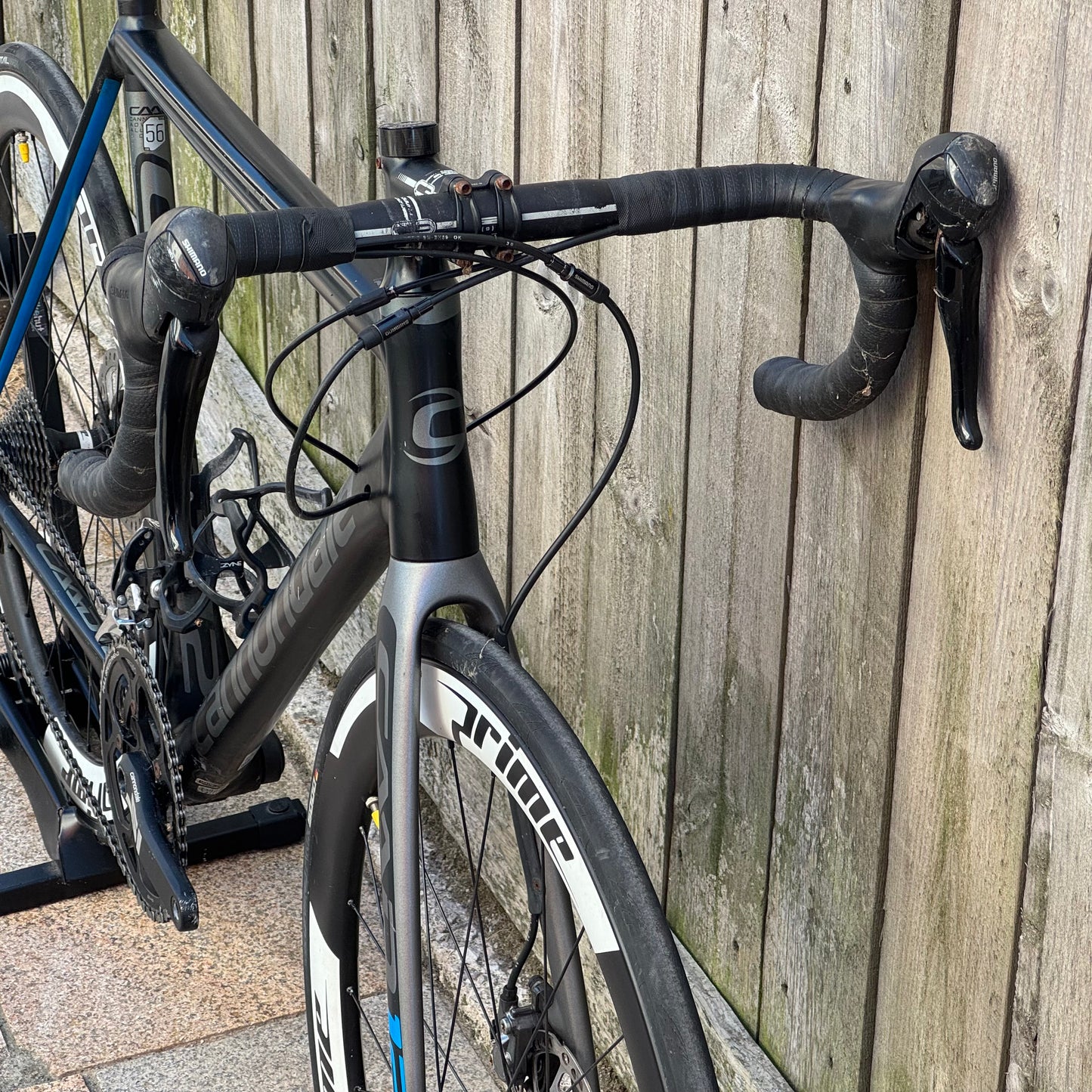 Cannondale Caad 12 Disc Road Bike 56cm 105