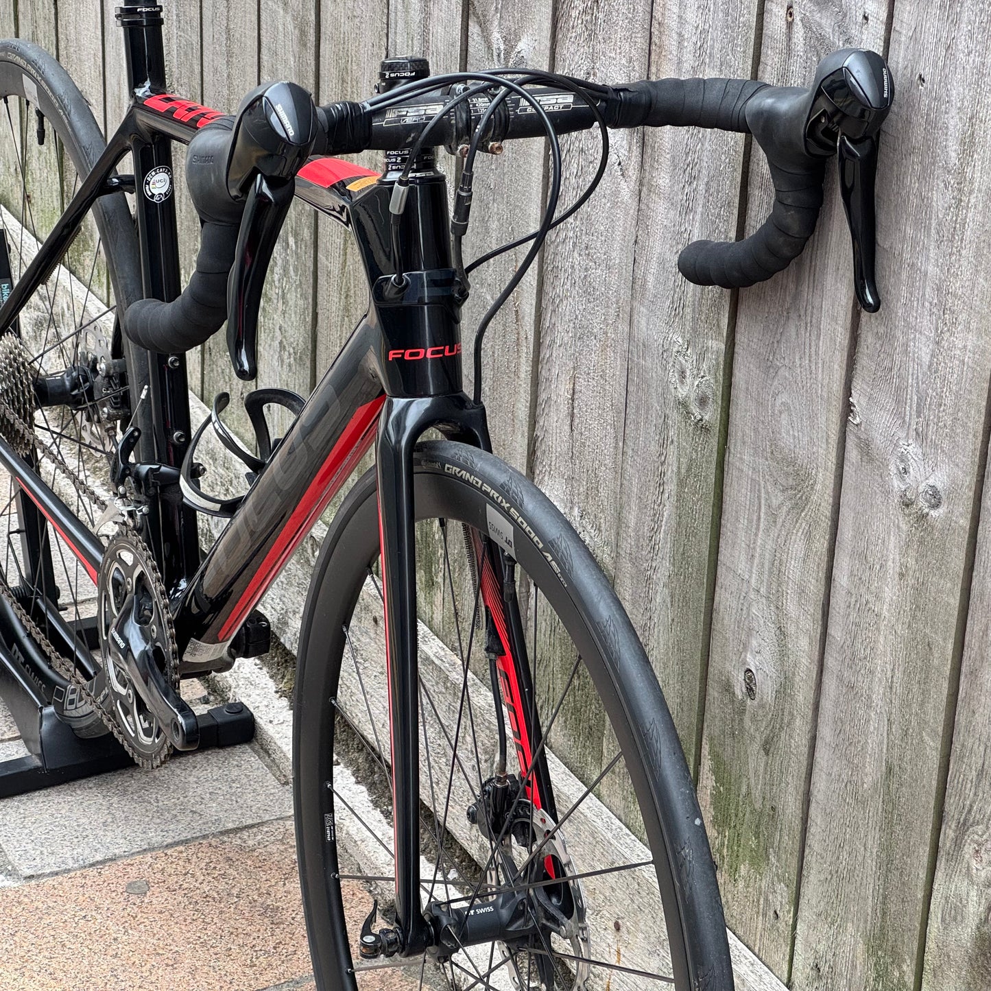 Focus Cayo Disc Full Carbon Road Bike Medium 105
