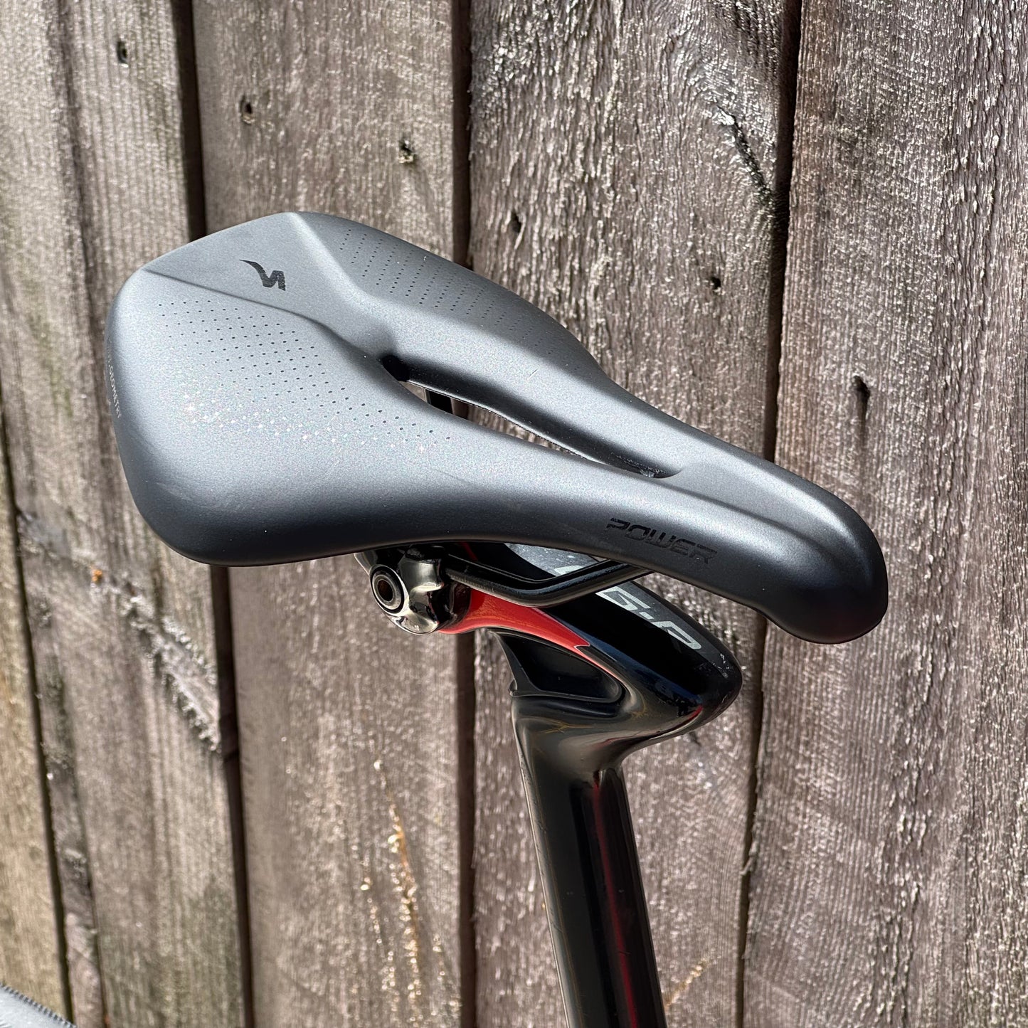 Specialized Roubaix Disc Full Carbon Road Bike 61cm 105 12s