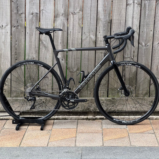 Cannondale Caad 13 Disc Road Bike 56cm 105