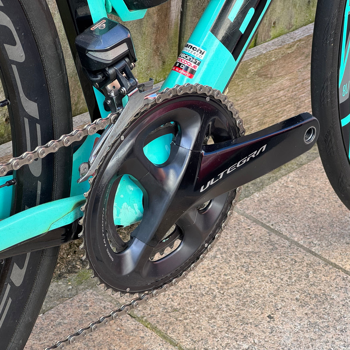 Bianchi Infinito CV Disc Full Carbon Road Bike 55cm Ultegra Di2