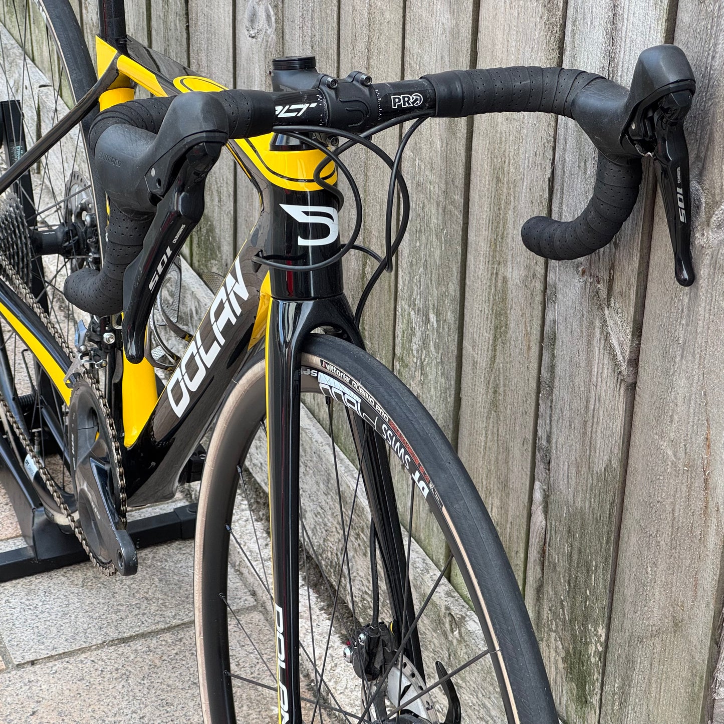 Dolan DR1 Disc Full Carbon Road Bike 44cm 105