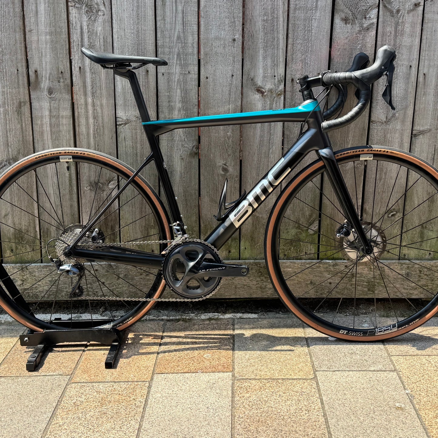 BMC SLR 02 Disc Full Carbon Road Bike 54cm Ultegra