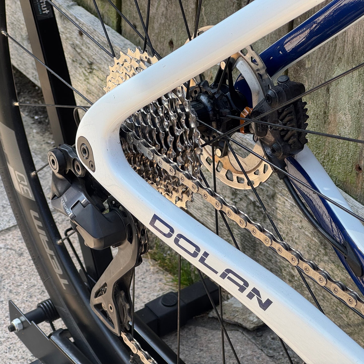 Dolan Ares 2.0 Disc Full Carbon Road Bike XL Ultegra Di2 12s