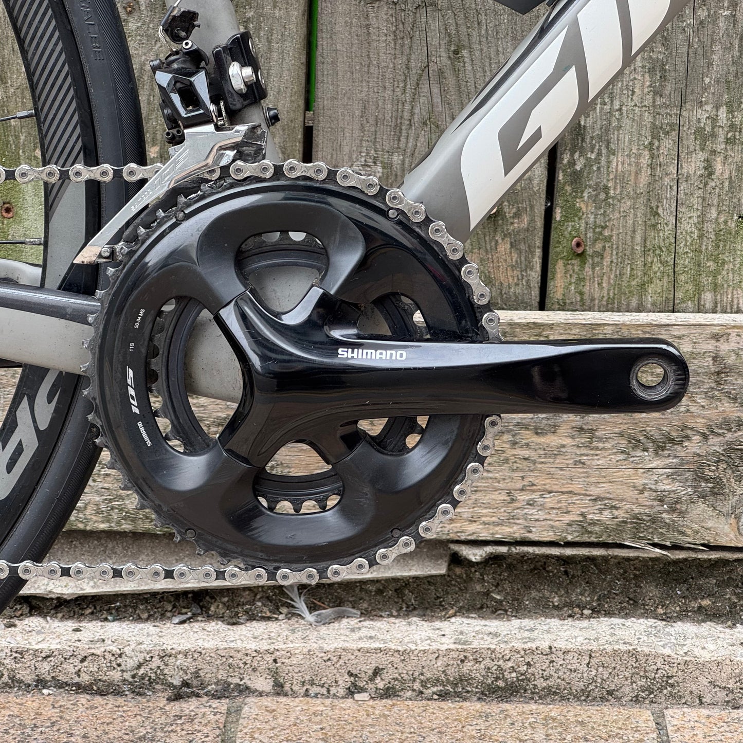 Giant Defy Advanced Disc Full Carbon Road Bike M/L 105