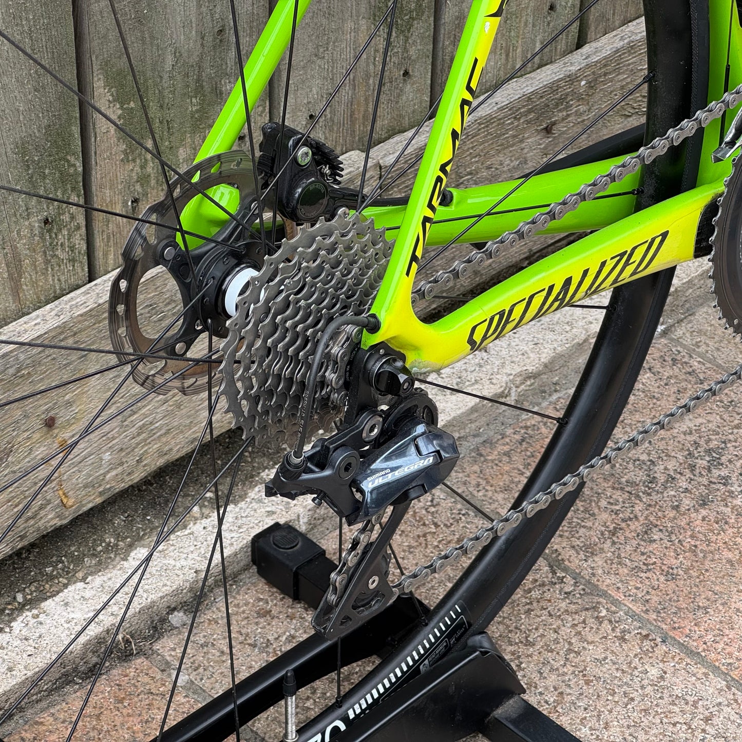 Specialized Tarmac Expert Disc Full Carbon Road Bike 56cm Ultegra