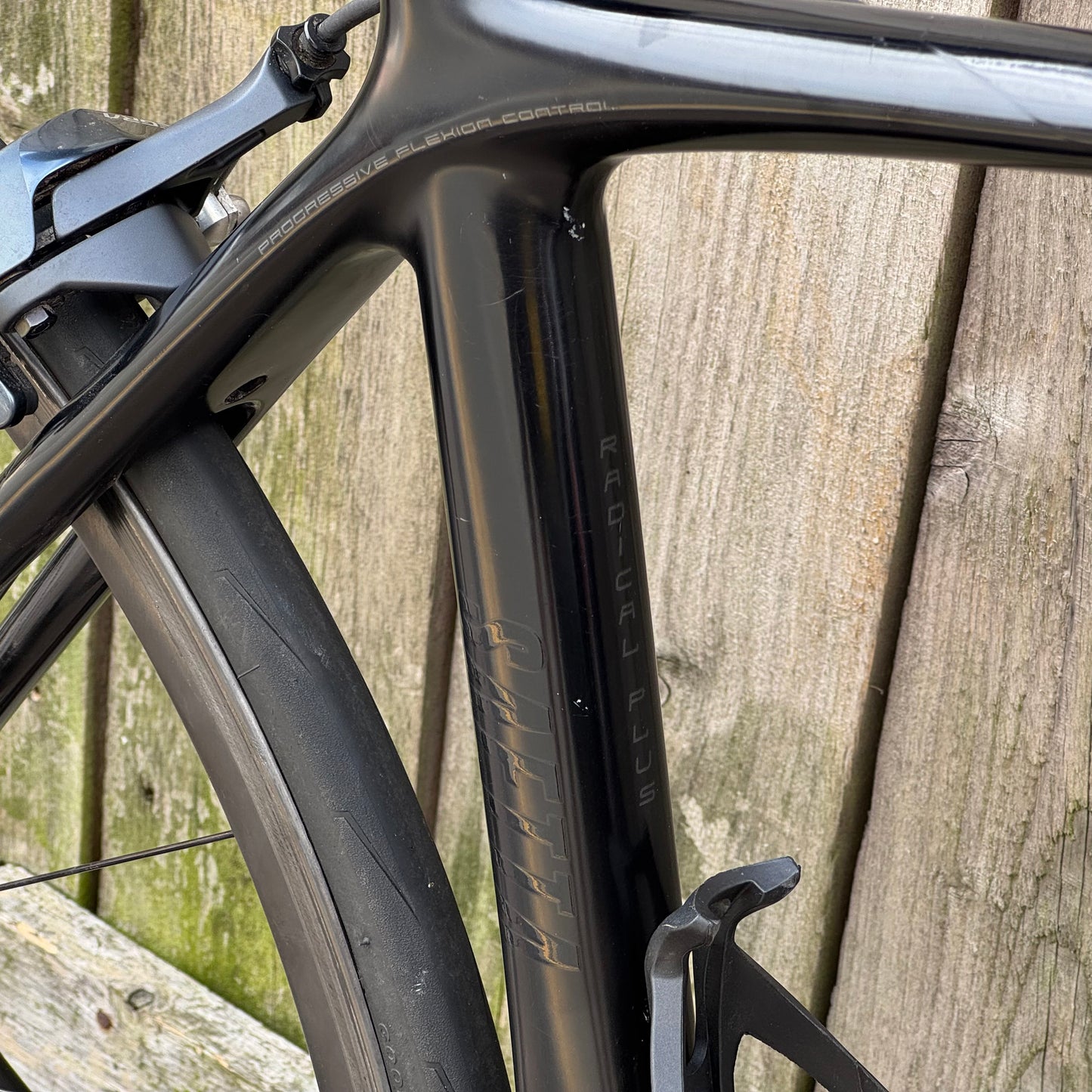 Cinelli Saetta Radical Plus Full Carbon Road Bike 56cm Ultegra Di2